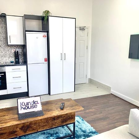 Kunda House Moseley Apartments เบอร์มิงแฮม ภายนอก รูปภาพ