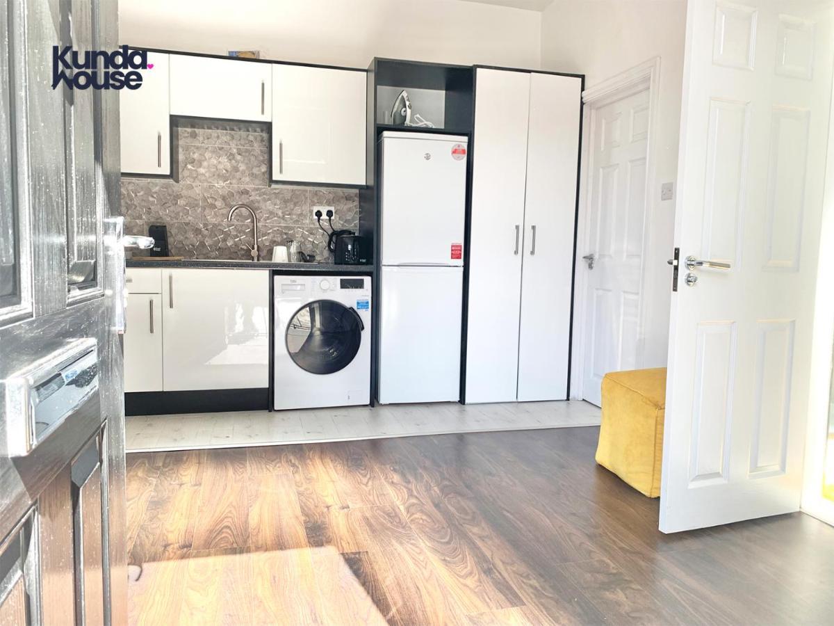 Kunda House Moseley Apartments เบอร์มิงแฮม ภายนอก รูปภาพ